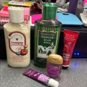 Bath & Body Works Festive Collection price firm